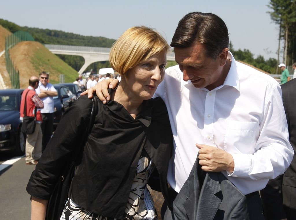 Pahor ne ščiti več Jankovićeve Duhovnikove?